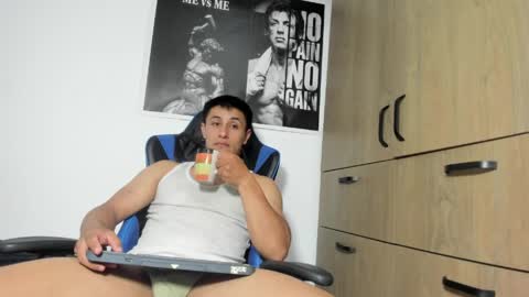 dorman_boy online show from April 14, 2:04 am