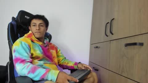 dorman_boy online show from November 22, 4:00 am