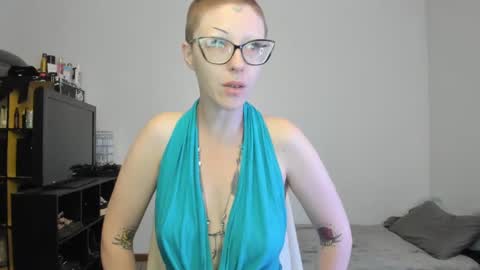 Your Majesty online show from September 11, 4:08 pm