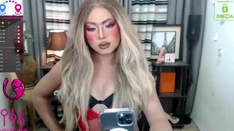 dream_fantacy online show from May 25, 3:01 am