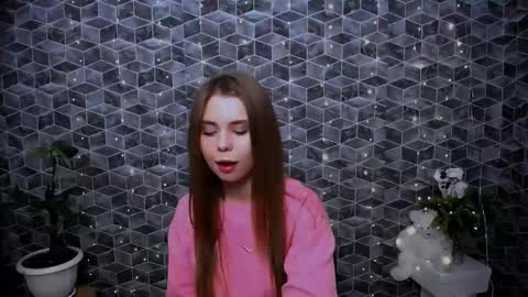 Mari online show from November 30, 9:05 am