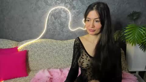 Olivia online show from March 11, 3:42 am