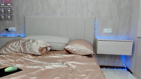 Mari online show from April 19, 11:55 am