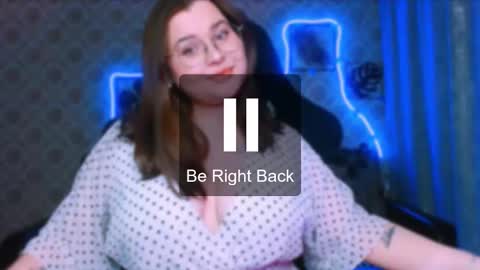 dreamforyoue2 online show from March 23, 7:30 pm