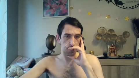 dreamguy38 online show from February 25, 8:03 am