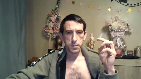 dreamguy38 online show from November 17, 4:26 am