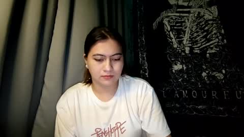 dreamycreamyst online show from January 24, 2:51 pm