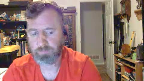 luvslutz online show from May 30, 3:49 am