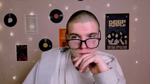 drew_soft_ online show from December 2, 2:21 am