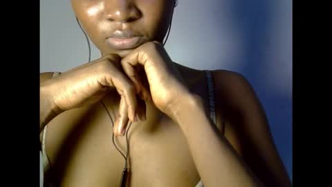 drippingpussy__ online show from October 24, 12:11 am