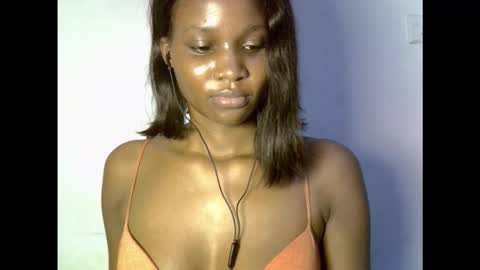 Snapshot of drippingpussy__ chatting on October 19, 11:31 pm drippingpussy__ online show from October 19, 11:31 pm