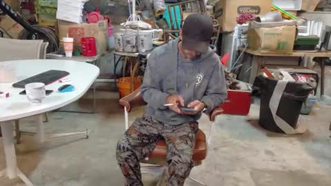 Inexperienced catfish online show from May 7, 11:50 am