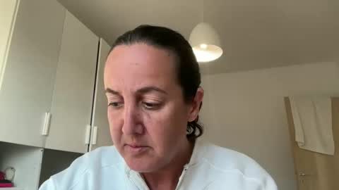 Dr. Resa online show from May 20, 4:57 pm