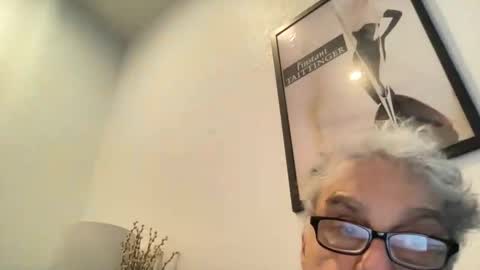 Snapshot of drtony4u222 chatting on December 6, 8:56 pm DrTony4u222100 online show from December 6, 8:56 pm
