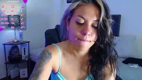 Charlotte online show from November 10, 10:23 pm