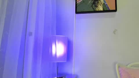 dulce__fiore07 online show from May 29, 12:14 pm