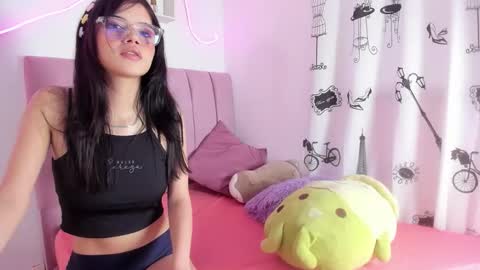 dulce online show from February 2, 10:06 pm