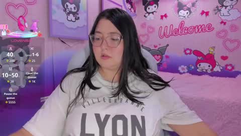 Dulce  online show from April 26, 1:42 pm