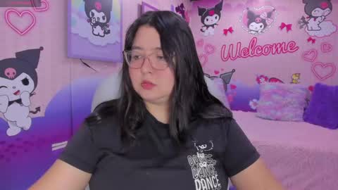 Dulce  online show from May 14, 12:03 pm