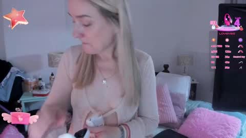 Sweetnina online show from September 30, 9:03 pm