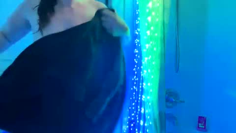 dumbgirl5150 online show from February 11, 9:31 am