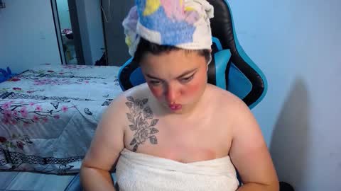 Nicole   online show from March 15, 5:56 am