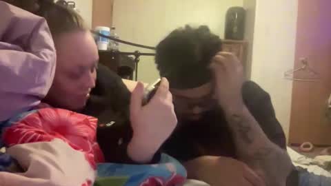 dumptrucksnfrontbutts online show from April 15, 1:25 pm