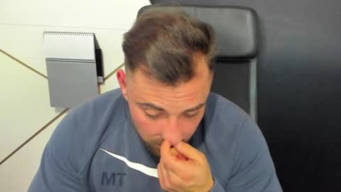 DuncanStone online show from February 9, 11:36 am