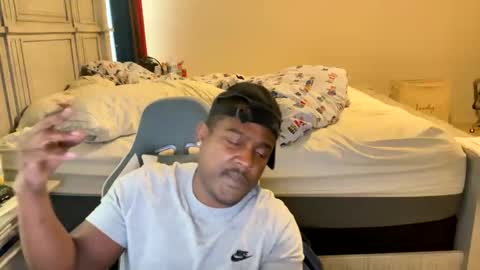 dunkeykongbbc online show from September 21, 2:21 pm