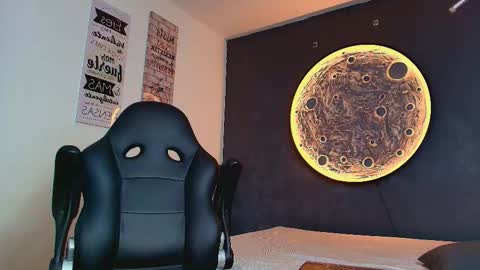 duran_dhikol1 online show from March 18, 4:29 am