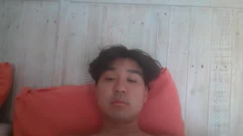 durkadurk111 online show from December 5, 8:35 am