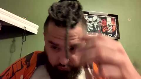 durkdiggler42 online show from March 5, 9:16 am