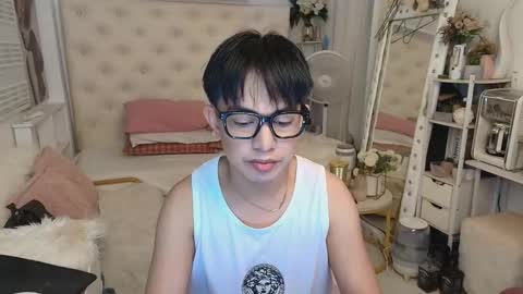 dustin online show from October 26, 12:06 pm