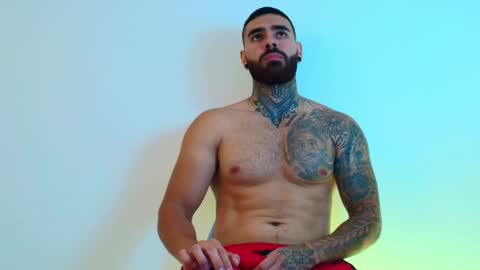 Dustin online show from April 7, 1:51 am