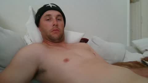 dustyroy09 online show from February 11, 2:25 am