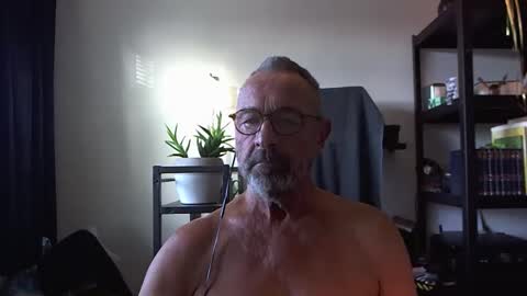 DutchPear online show from November 30, 9:27 am