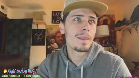 Dylan Daniel 7.8 online show from February 26, 8:47 pm