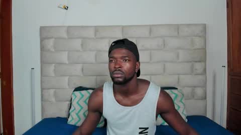 Dylan Taylor online show from December 4, 12:27 pm