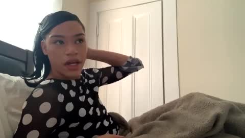 Dynasty online show from February 17, 8:49 pm