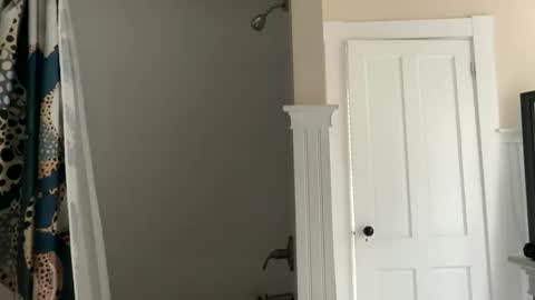 Dynasty online show from April 3, 3:30 pm