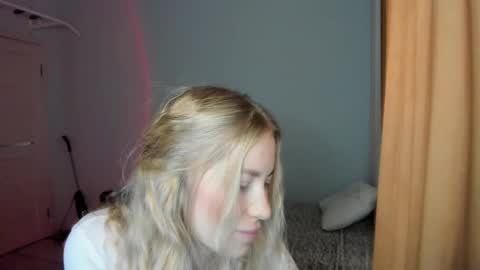 fansly - yourbestbaby online show from February 5, 7:01 am