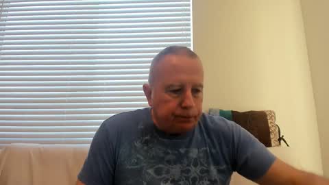 Snapshot of e_rectiom chatting on February 12, 4:55 pm Mr Wonderful online show from February 12, 4:55 pm