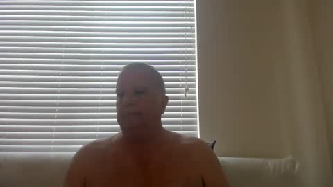 Snapshot of e_rectiom chatting on September 28, 9:57 pm Mr Wonderful online show from September 28, 9:57 pm