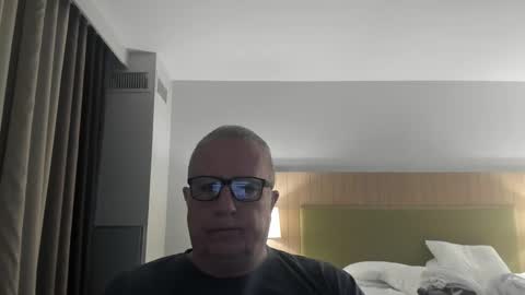 Snapshot of e_rectiom chatting on September 25, 2:24 pm Mr Wonderful online show from September 25, 2:24 pm