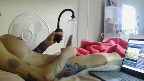 e_tz97 online show from December 8, 5:17 am