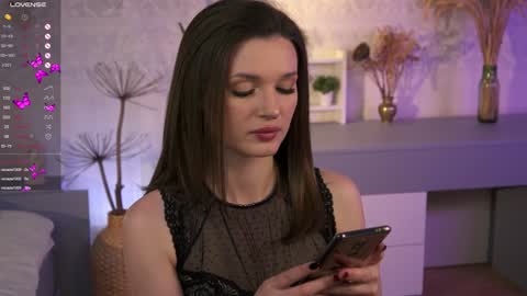 Eva online show from February 3, 2:55 pm