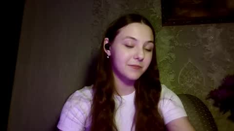 Yuni online show from March 2, 5:30 pm