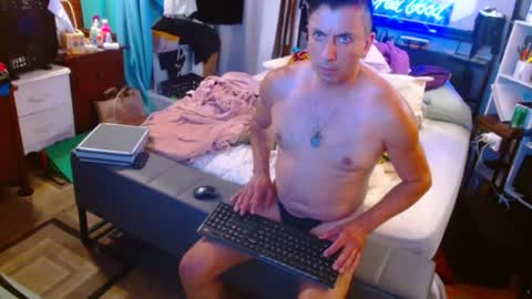 eastbayboy57 online show from July 24, 8:22 am