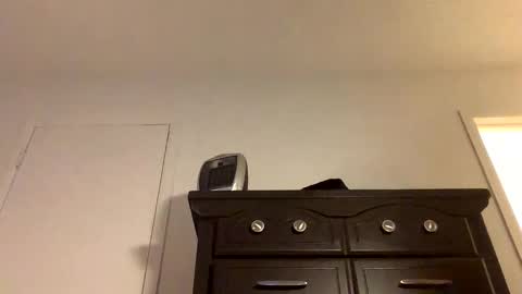 easybreezy69 online show from December 16, 10:32 am