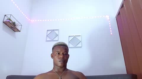 Chris Palaz  online show from December 28, 9:09 am